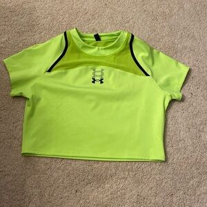 Crop short sleeve workout top